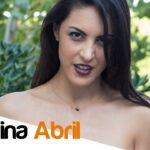 Carolina Abril Desnuda: La Mejor Colección de Fotos y Vídeos de Esta Guapa Actriz Española